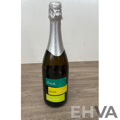 PROSECCO Revino, ROCK PAPER SCISSOR Sparkling Brut Cuvee & CAVA La Vuelta Brut & the IMPRESSIONIST Pinot Noir  - Lot of 4