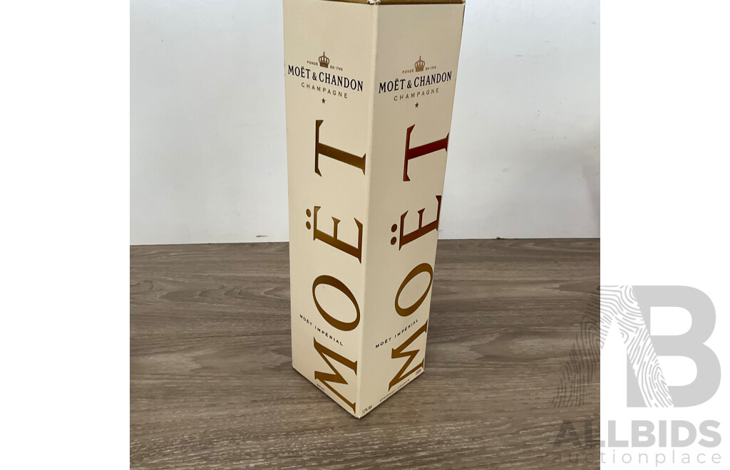 MOET & CHANDON Imperial Brut