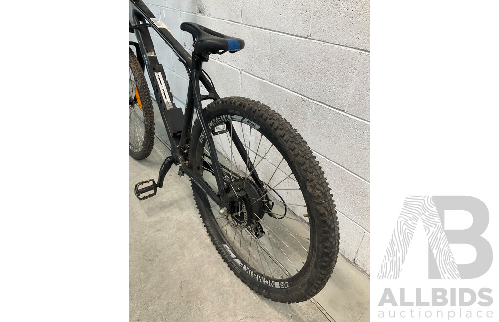 NCM Prague E-Bike (50cm Frame) - ORP $1,499.00