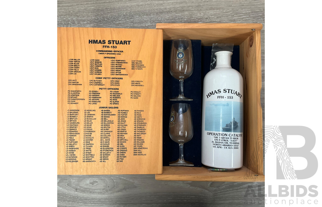 2004 HMAS STUART Operation Catalyst Set