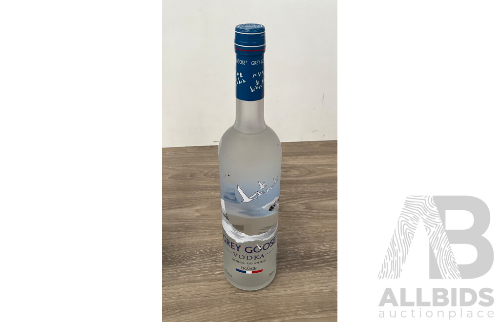 GREY GOOSE Vodka X2 & FIRE & ICE Vodka - Lot of 3