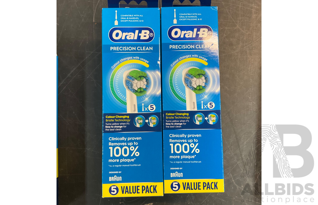 ORAL- B Electric Toothbrush Refills 5Pack & 8Pack & GILLETTE Fusion5 Shaving Razor - Lot of 17