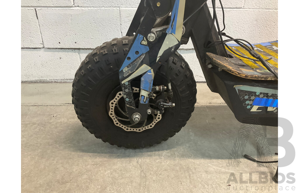EV ULTRA LGS01 E-Scooter - ORP$ 1,999.00
