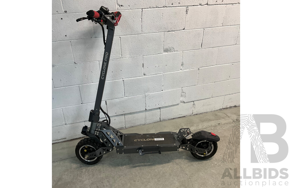 DRAGON Cyclone PRO Electric Scooter