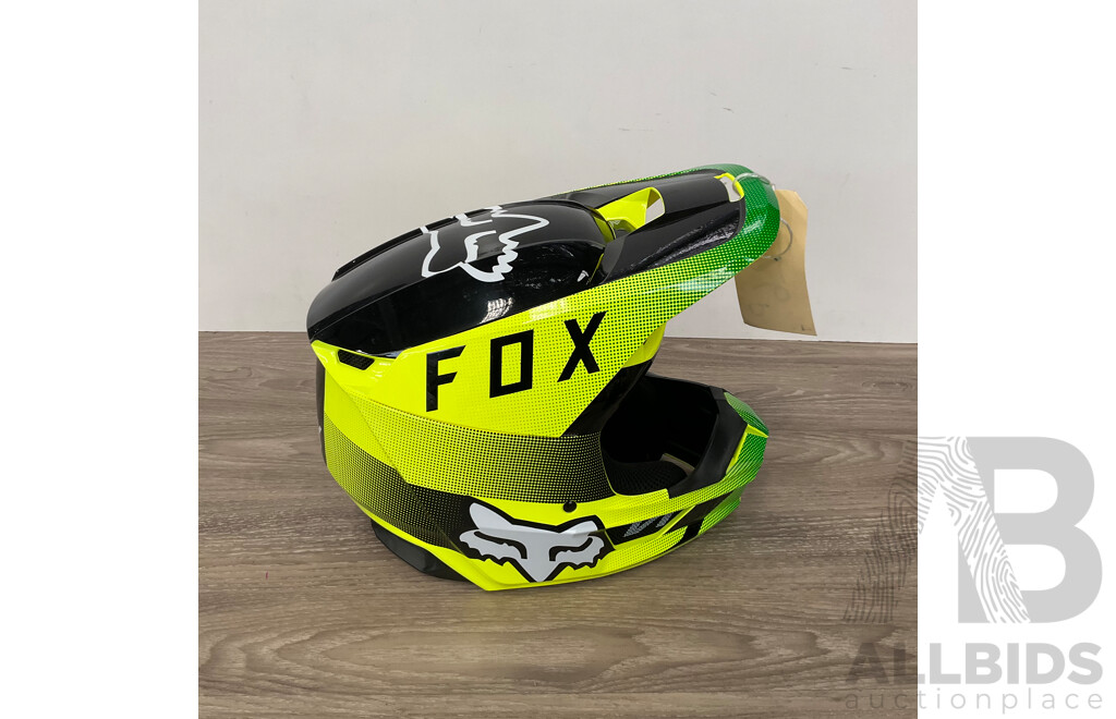 FOX Racing V1 Core Ridl Helmet (Size L ) & Dirt Bike Chain