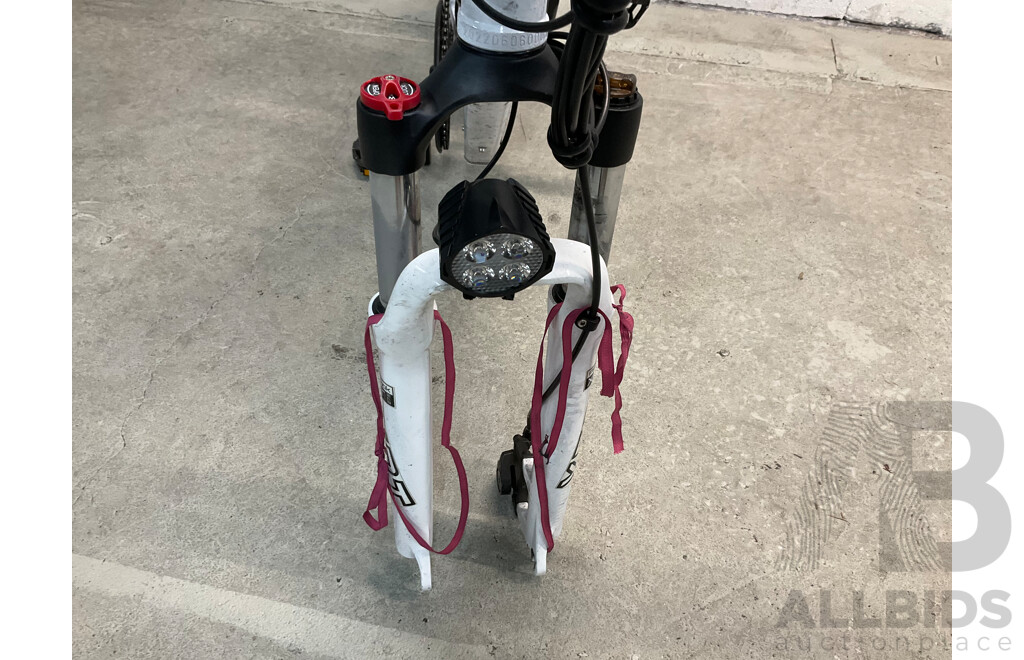 VALK Electric E-Bike (frame 50cm)