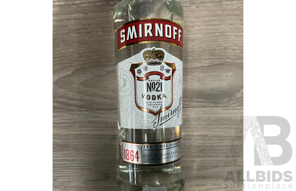 SMIRNOFF Red Vodka 700mL - Lot of 2