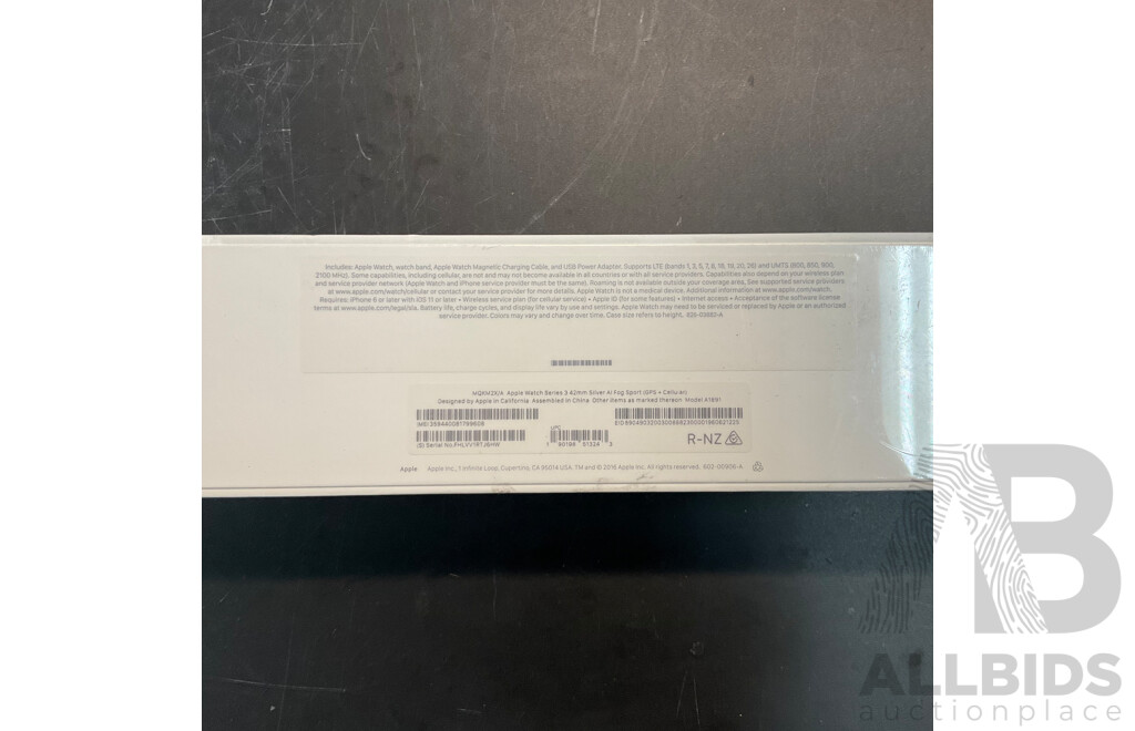 APPLE Watch Series 3 42mm Silver AI Fog Sport ( GPS+Celluar)