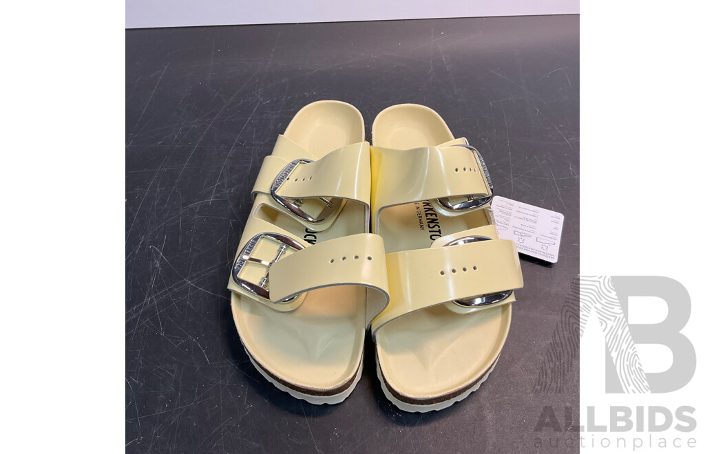 BIRKENSTOCK Light Yellow Leather - Size 41