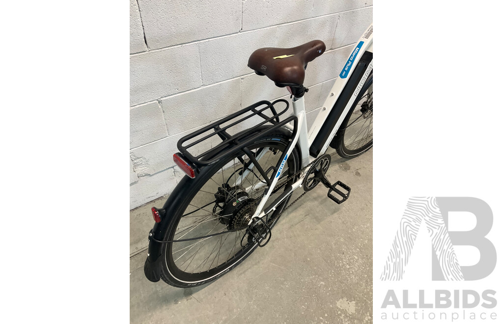 NCM Milano Plus 48v E-Bike (46cm Frame)