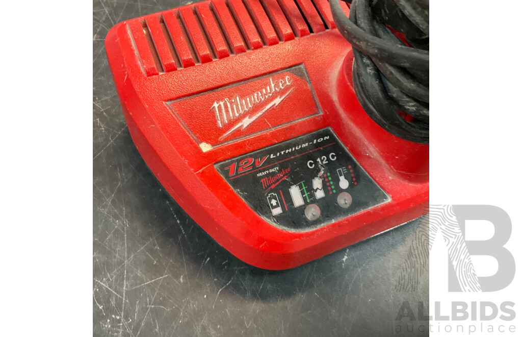 MILWAUKEE M12 IC  Inspection Camera & Charger & Battery