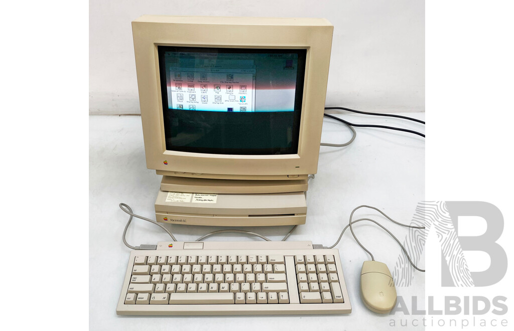 Apple (M1700) Macintosh LC Computer W/ Apple Monitor, Keyboard & Mouse