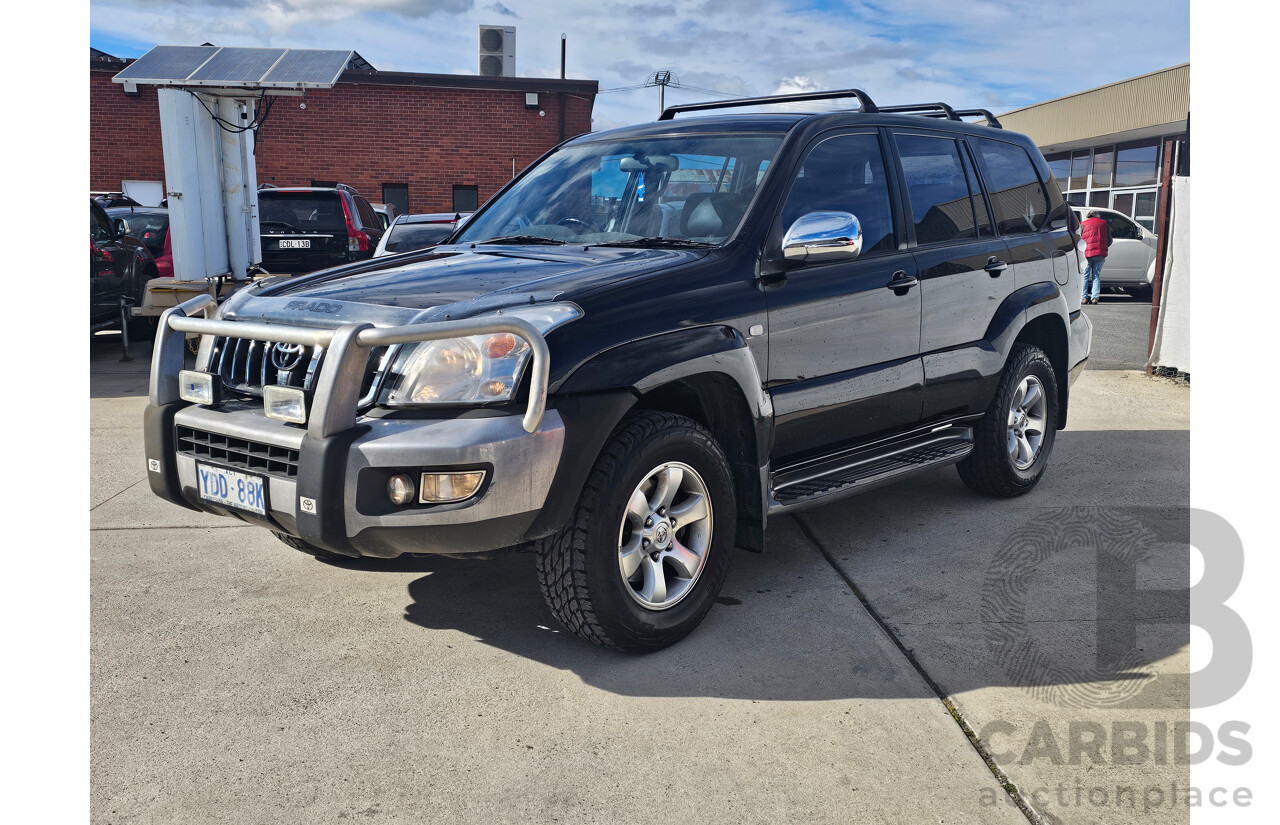 4/2004 Toyota Landcruiser Prado GXL (4x4) GRJ120R 4d Wagon Black 4.0L