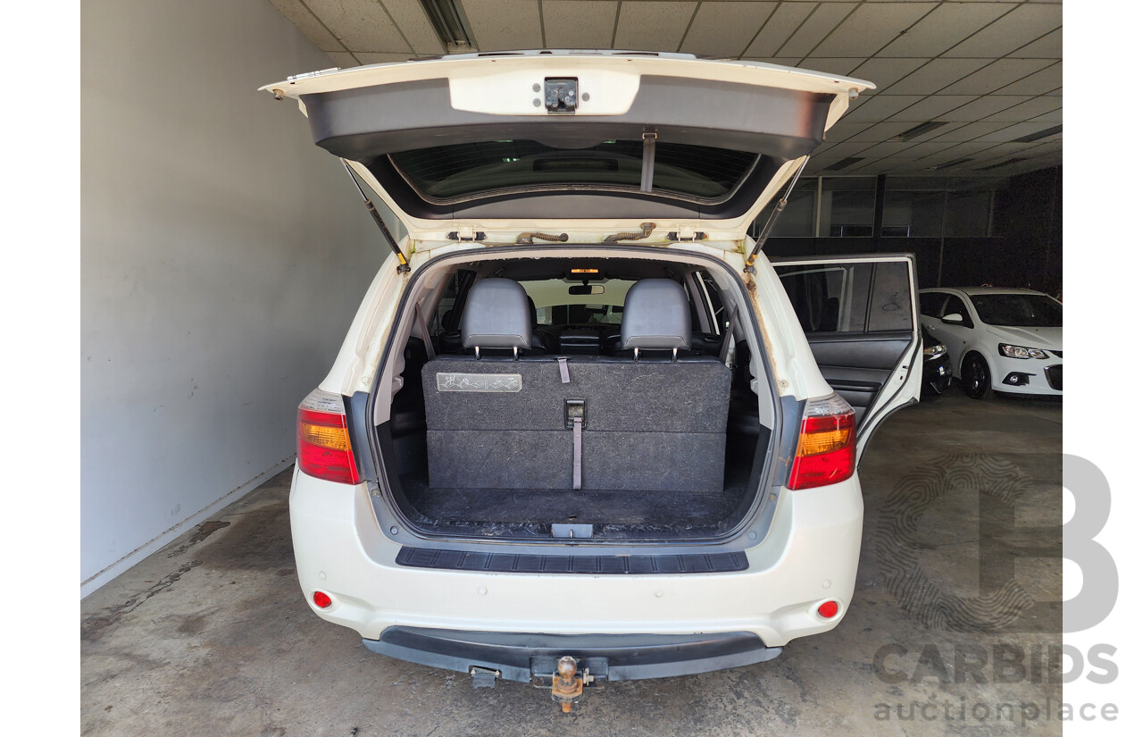 03/2008 Toyota Kluger KX-S (FWD) FWD GSU40R 4D Wagon White 3.5L