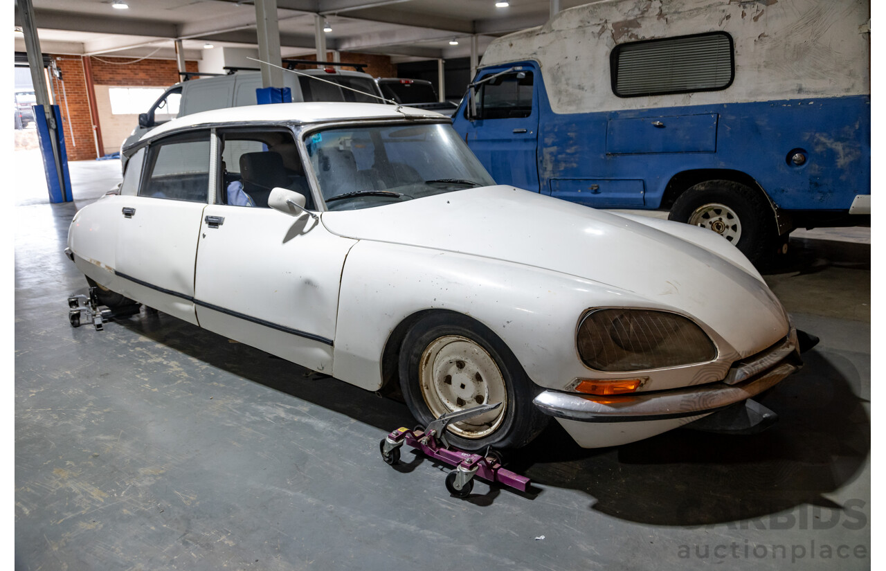 12/1974 Citroen D Special Deluxe 4d Sedan White 2.2L