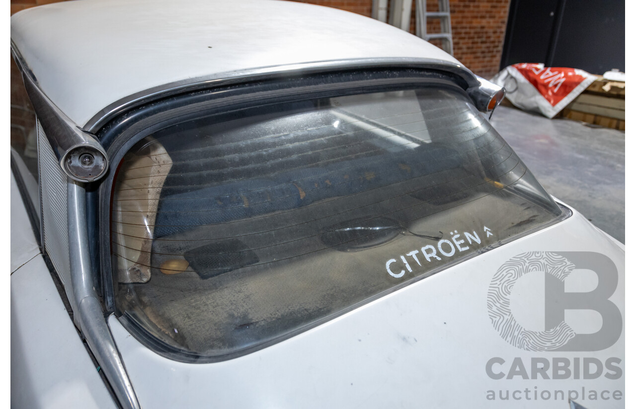 12/1974 Citroen D Special Deluxe 4d Sedan White 2.2L