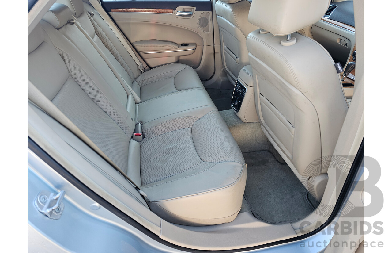 7/2013 Chrysler 300 C MY12 4d Sedan Blue 3.0L