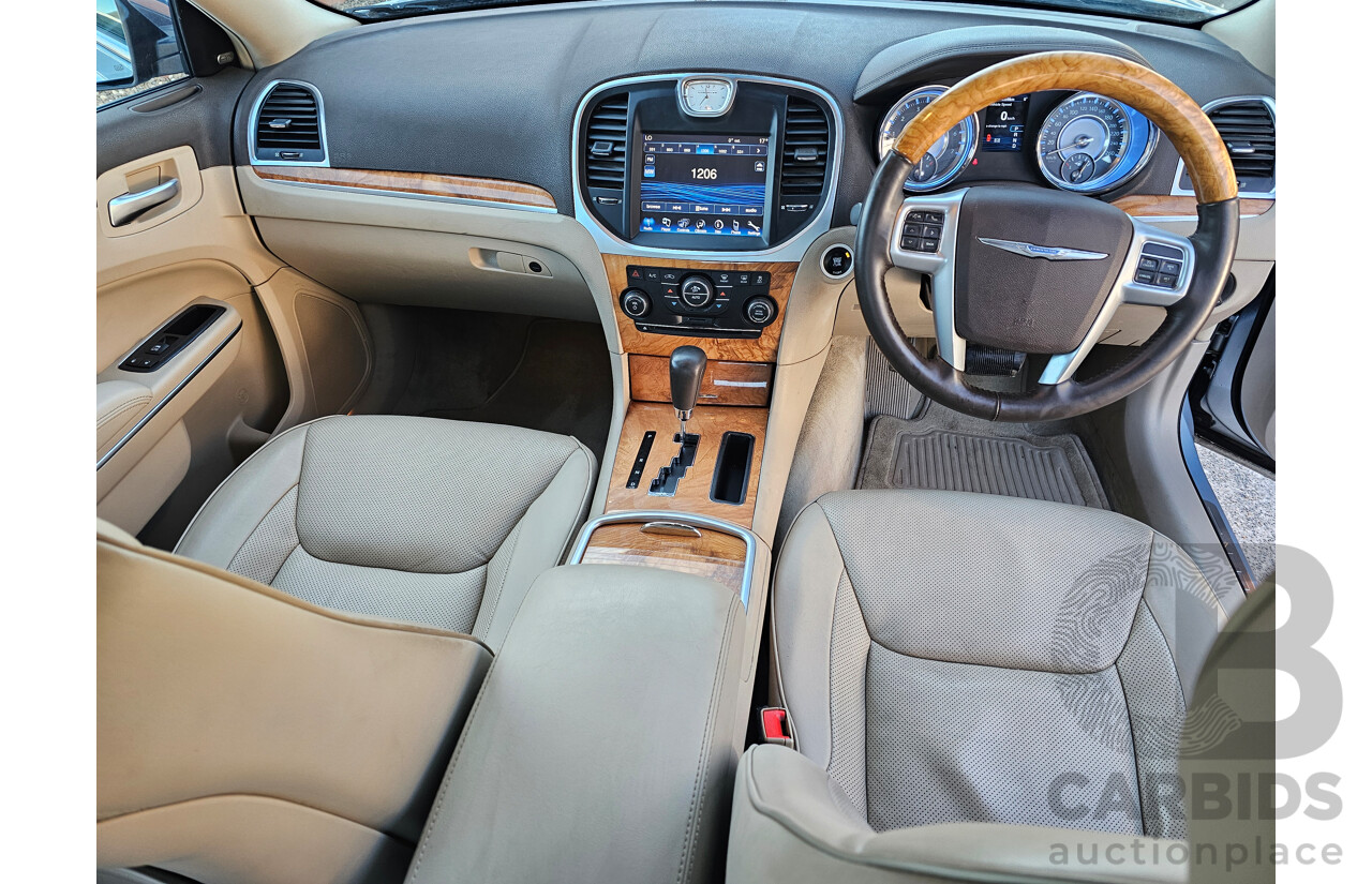 7/2013 Chrysler 300 C MY12 4d Sedan Blue 3.0L
