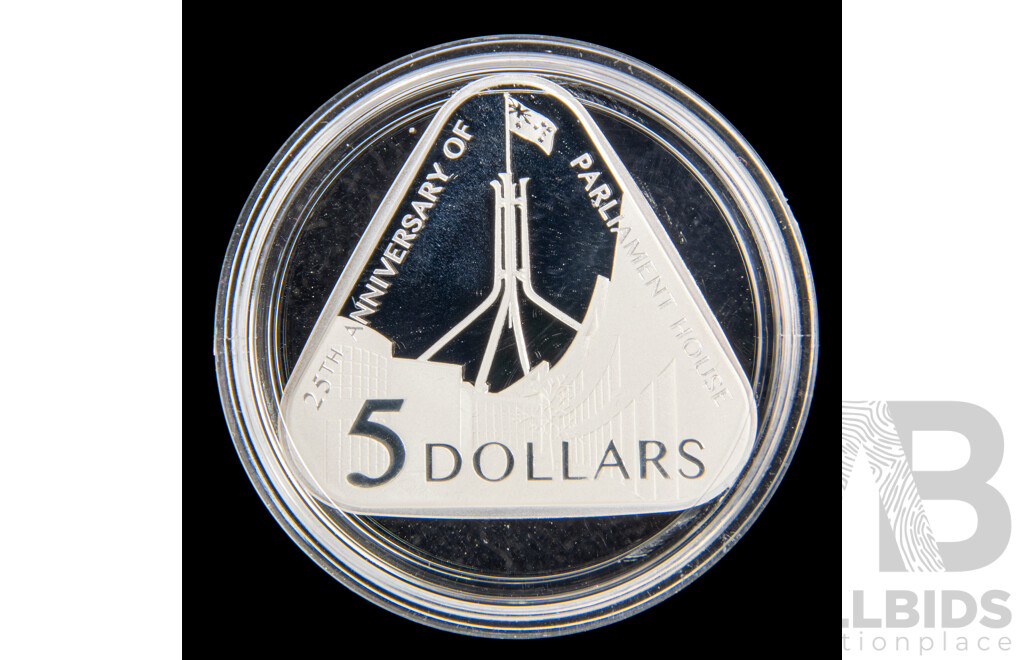 Australian RAM 2013 Silver Proof Triangular Coin, 25th Anniversary of Parliament House