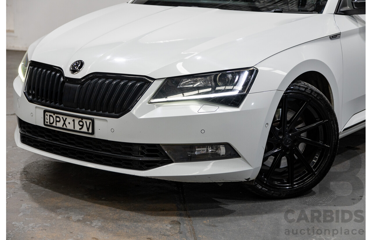 05/2017 Skoda Superb 206TSI Sportline (AWD) NP MY17 4d Sedan Moon White Metallic Turbo 2.0L