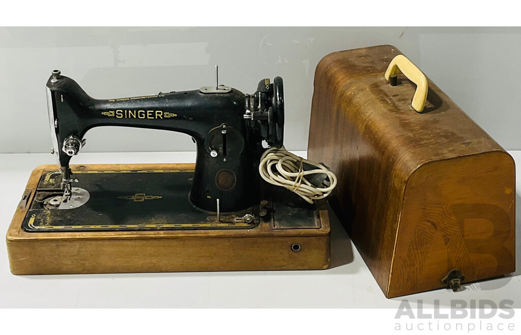 Vintage Portable Electric Singer Sewing Machine with Mismatched Wooden Cover