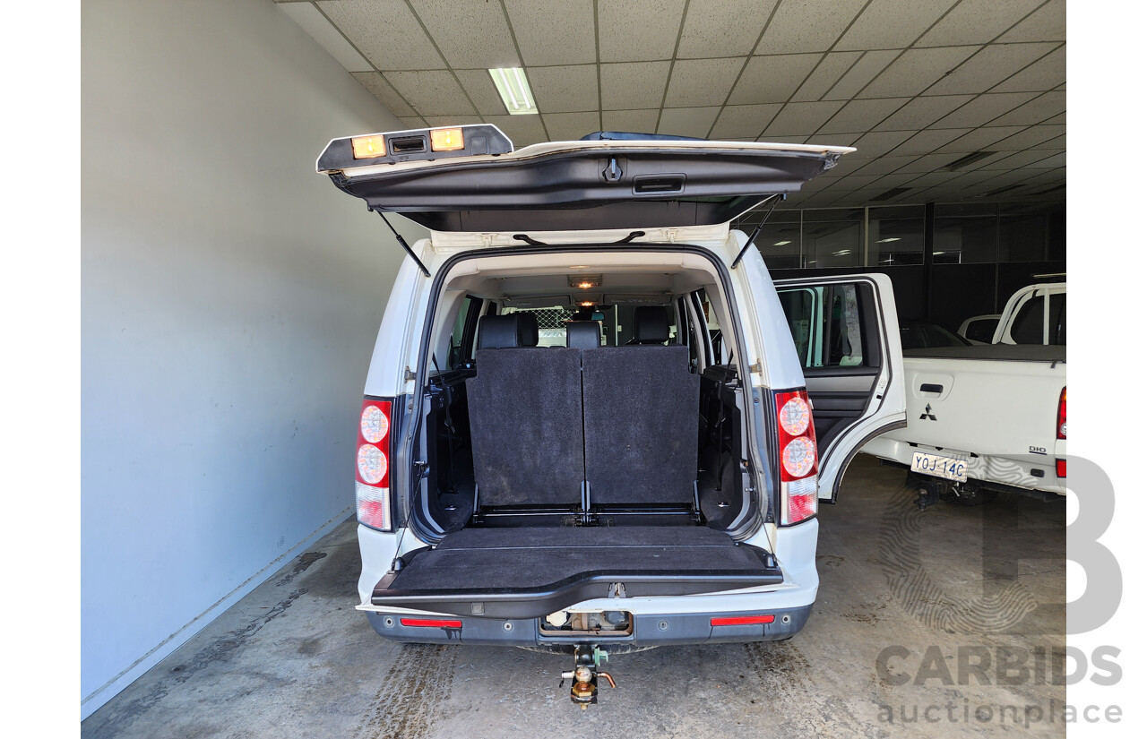 11/2011 Land Rover Discovery 4 2.7 TDV6 4x4 MY11 4D Wagon White 2.7L