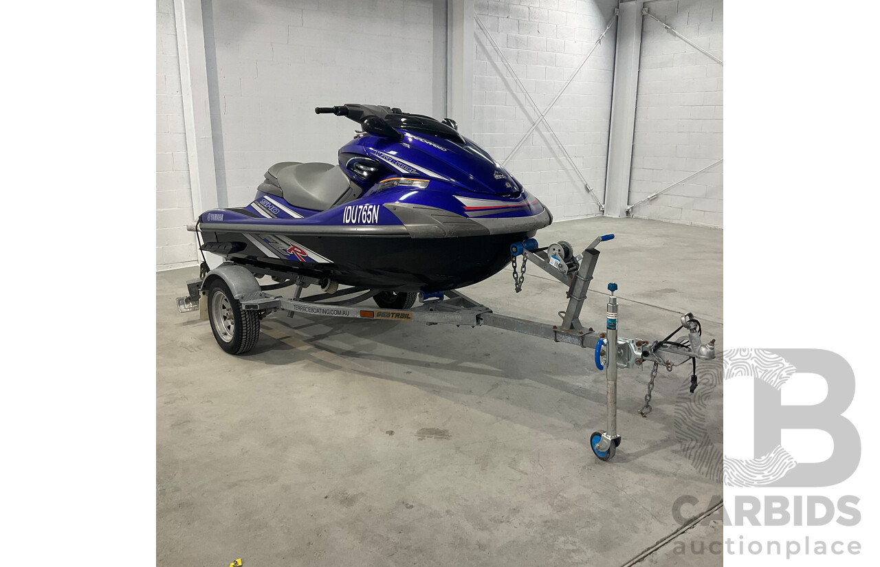 Yamaha FXR SHO Wave Runner with Trailer