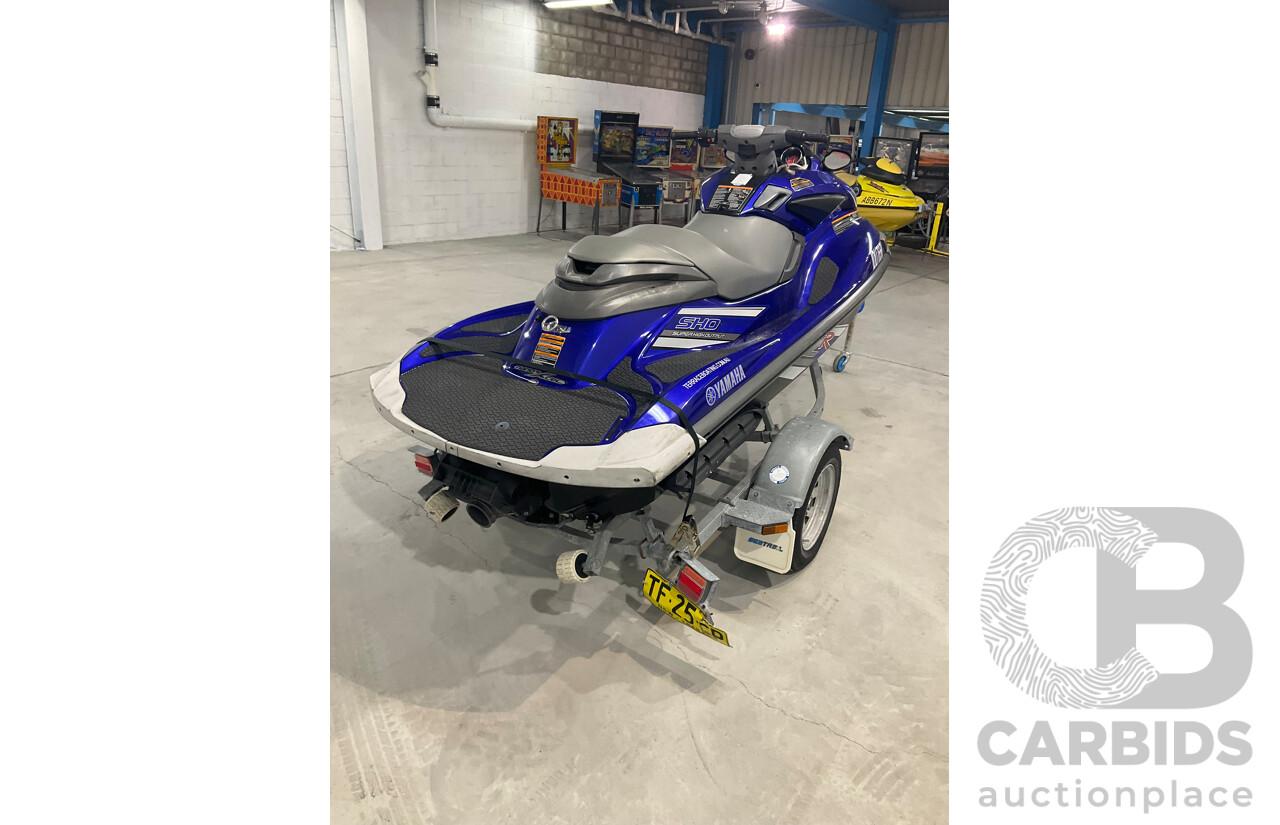 Yamaha FXR SHO Wave Runner with Trailer