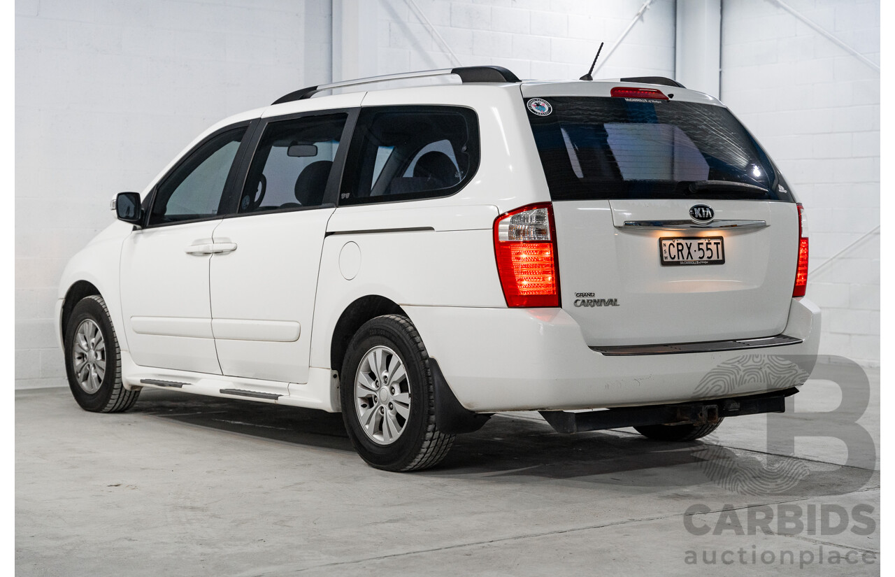 5/2014 Kia Grand Carnival Si VQ MY14 4d Wagon White V6 3.5L - 8 Seater