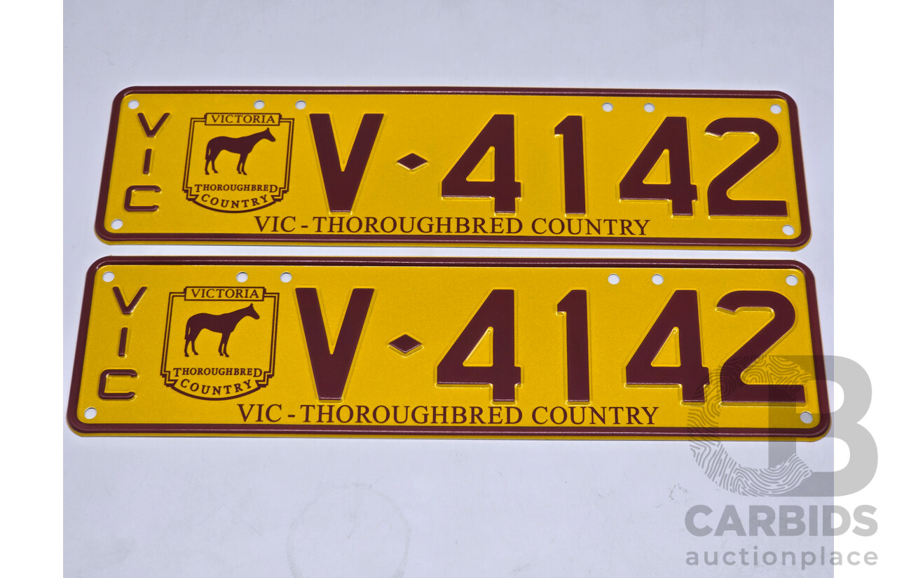 Victorian VIC Custom 5 - Character Alpha/Numeric Number Plate - V.4142