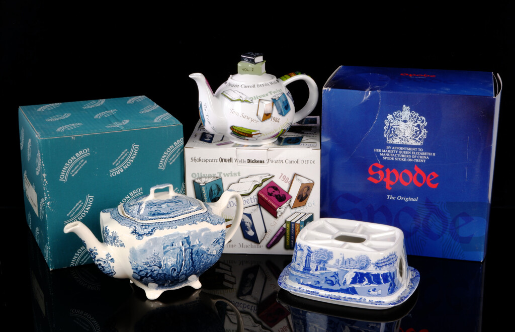 Johnson Brothers Porcelain Blue and White Teapot, Spode Blue and White Teapot Warmer & Novelty English Literature Teapot, All in Original Boxes