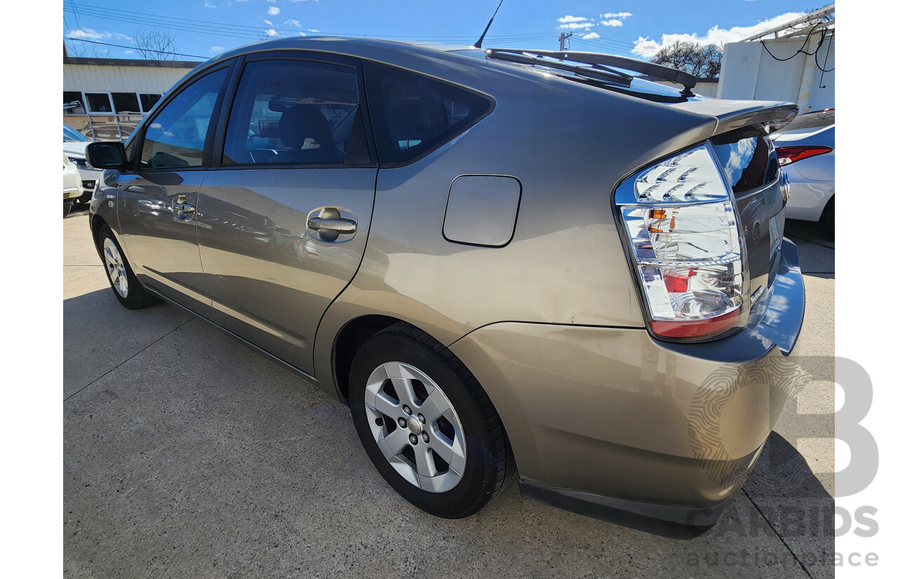 01/2007 Toyota Prius HYBRID FWD NHW20R MY06 UPGRADE 5D Hatchback Bronze 1.5L