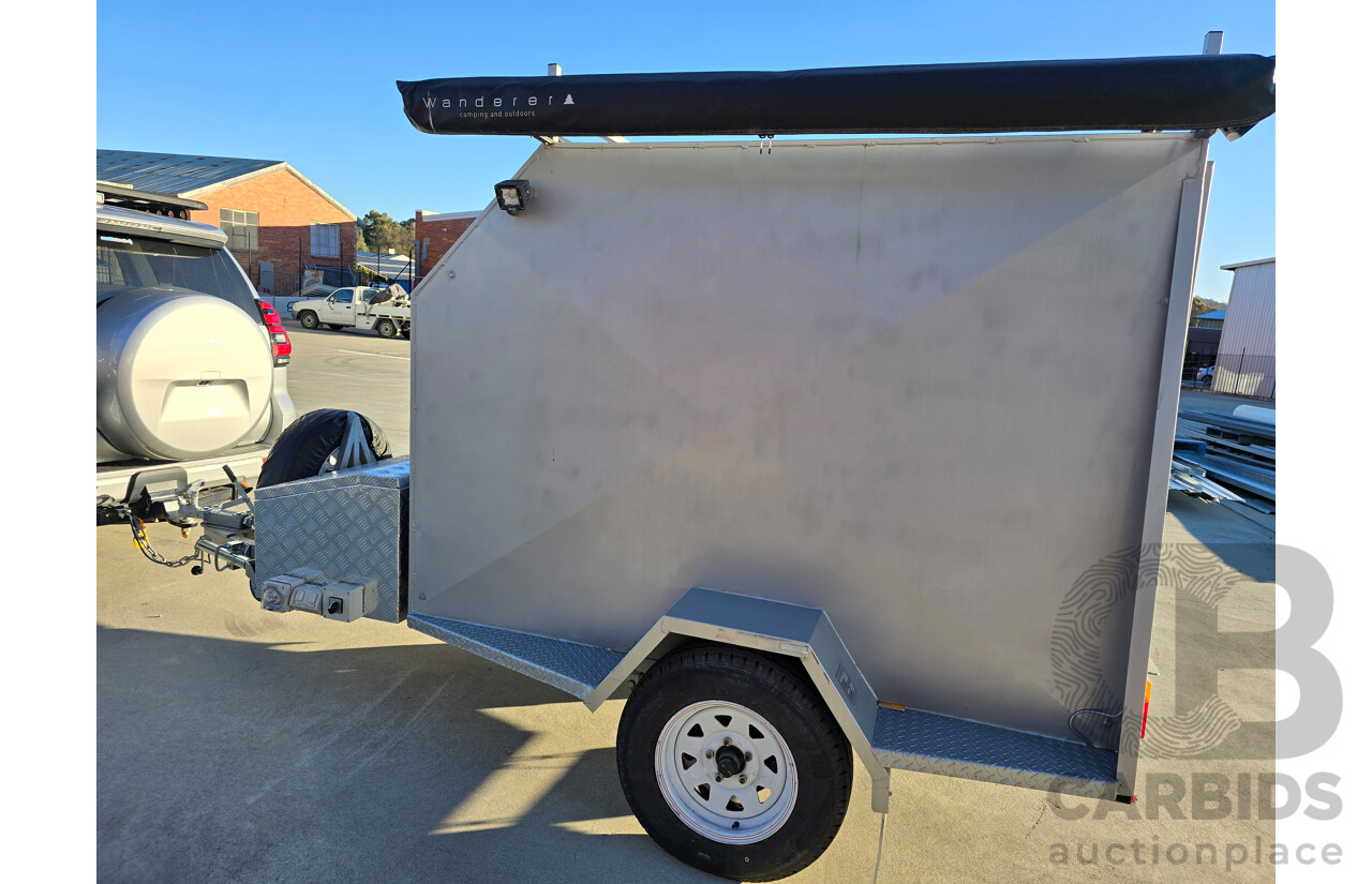 12/2021 Resort Trailers 7x4x5 Multi Purpose Enclosed Trailer Silver Single Axle