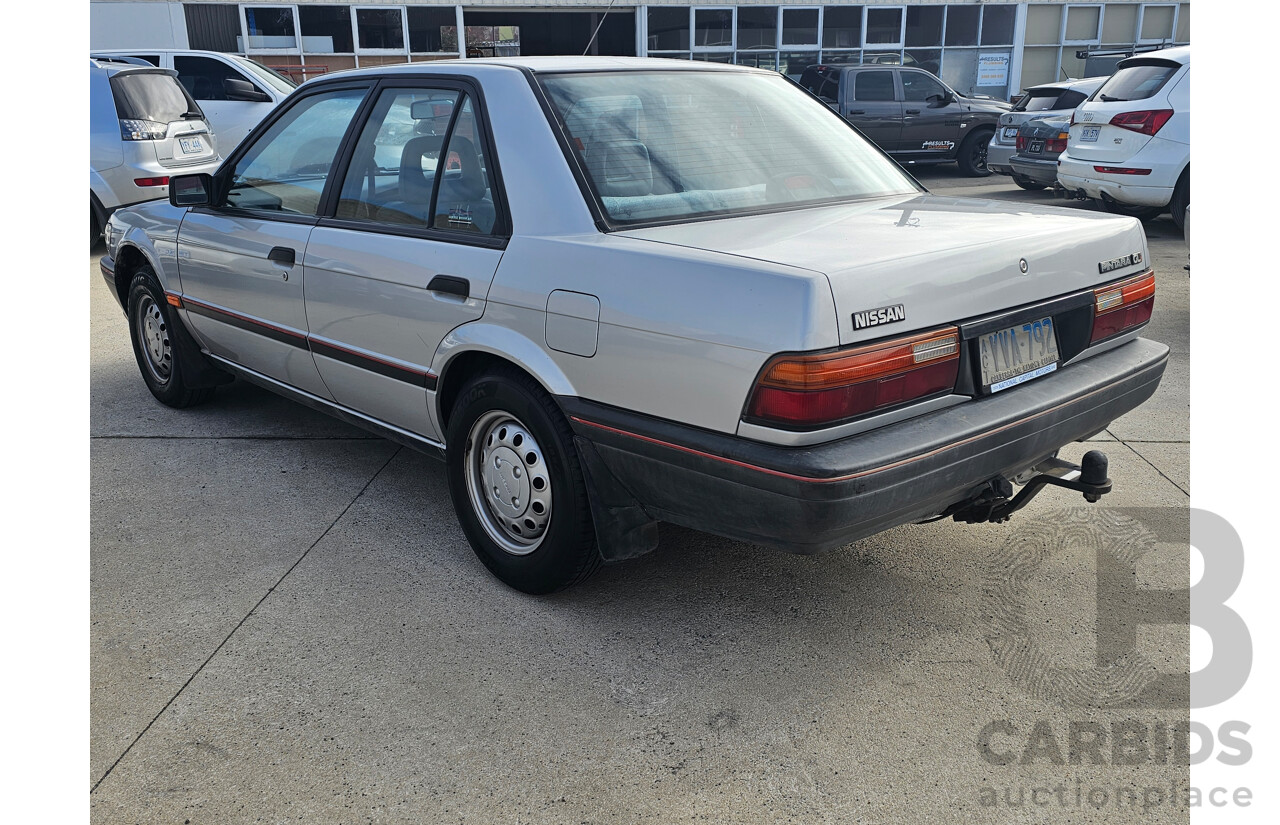 8/1990 Nissan Pintara GLi  4d Sedan Silver 2.0L