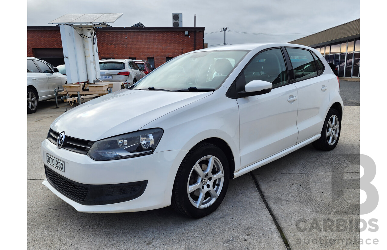 11/2010 Volkswagen Polo 77 TSI COMFORTLINE FWD 6R 5D Hatchback White 1.2L