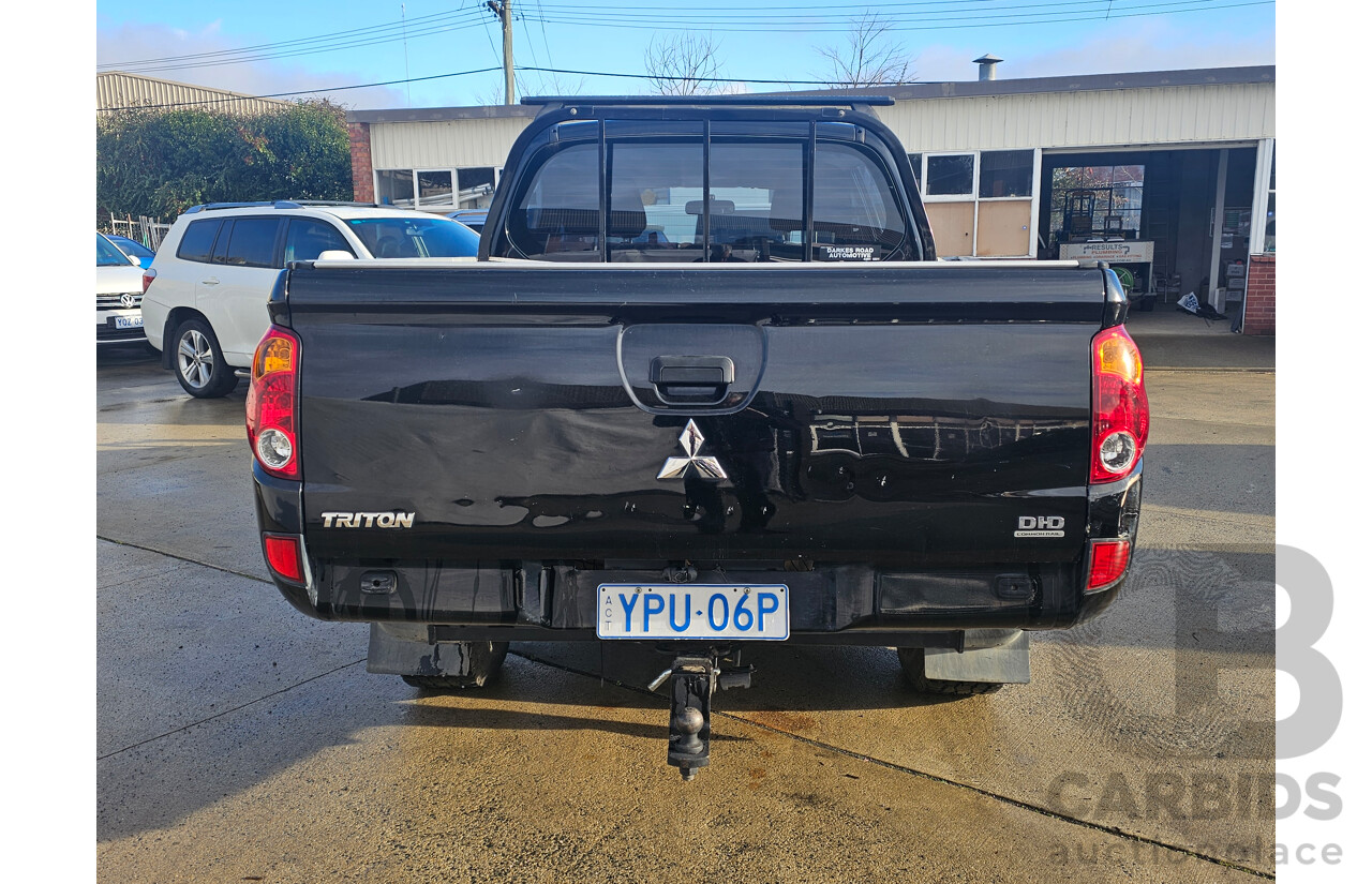 5/2014 Mitsubishi Triton GLX (4x4) MN MY14 UPDATE Double Cab Utility Black 2.5L