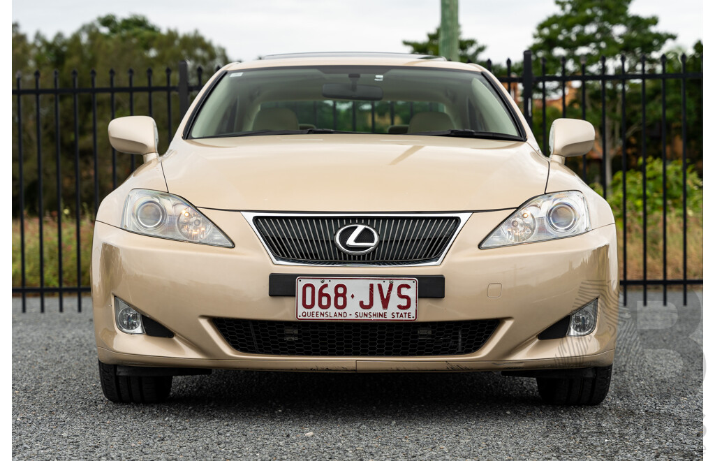 触媒　Prius50 alphard lexus is250 触媒Prius50 alphard lexus is250