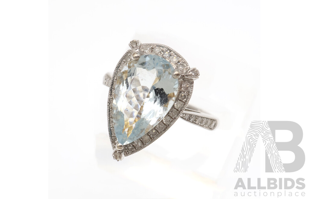 18ct Aquamarine & Diamond Halo Ring, a 4.2ct/TDW 0.41ct, Size N, 6.49 Grams