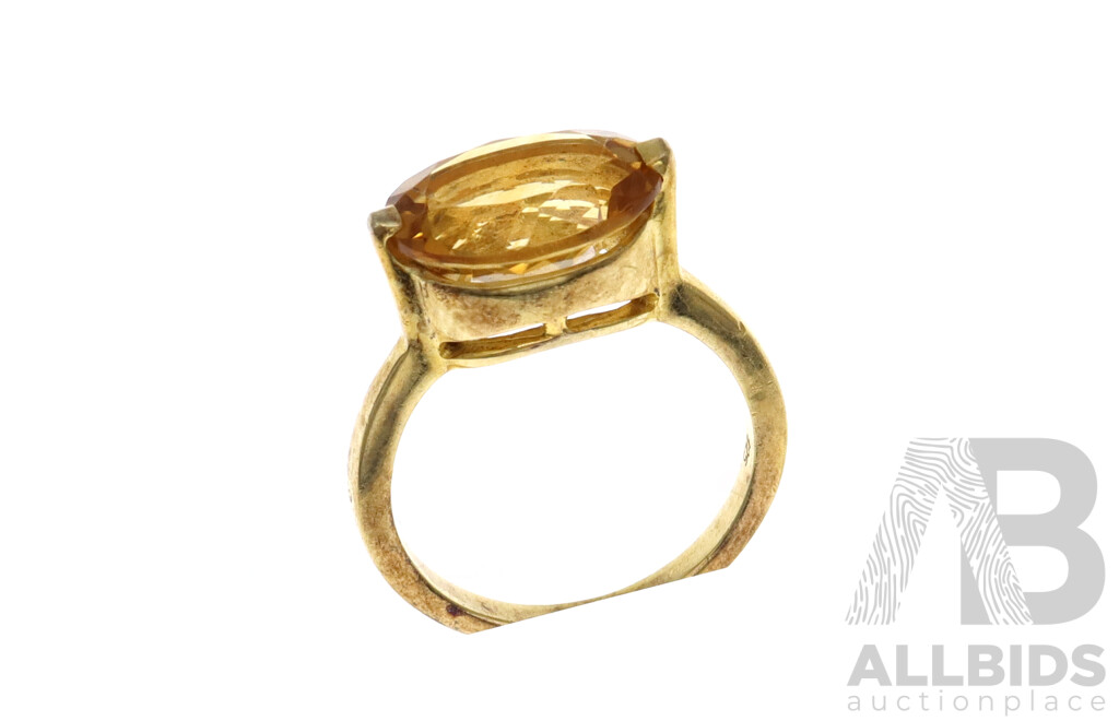 Sterling Silver Gold Tone Citrine Cocktail Ring, Size R, 3.95 Grams