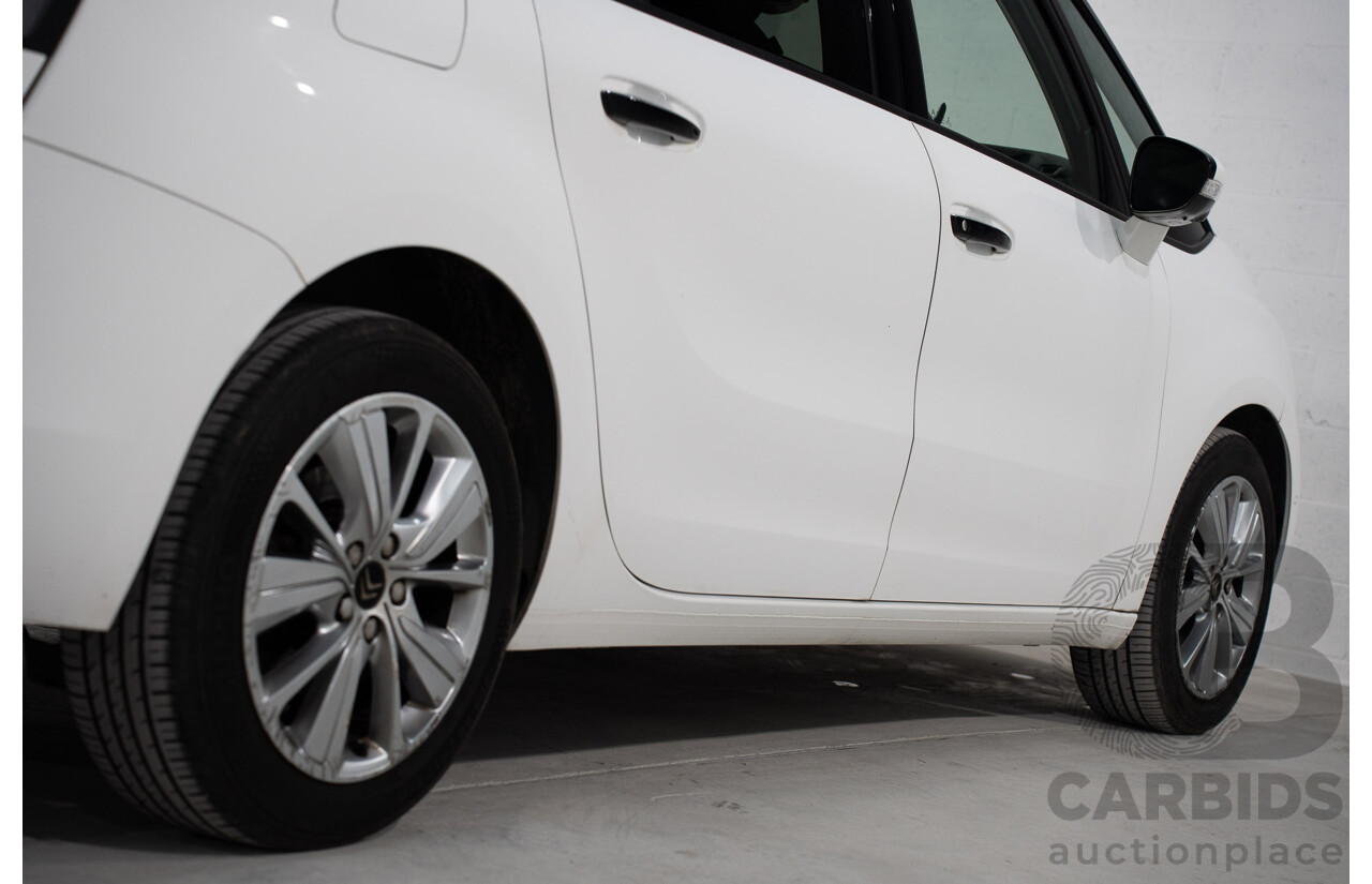1/2015 Citroen Grand C4 Picasso Exclusive B7 MY15 4d Wagon White Turbo Diesel 2.0L - 7 Seater