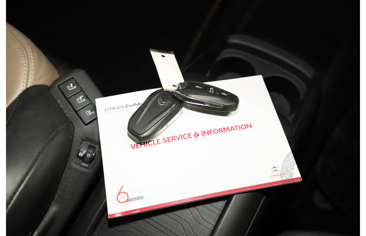 1/2015 Citroen Grand C4 Picasso Exclusive B7 MY15 4d Wagon White Turbo Diesel 2.0L - 7 Seater