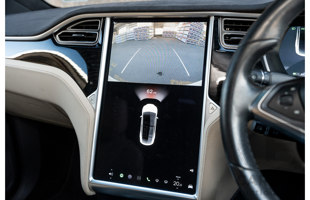 02/2017 Tesla Model X 60D (AWD) 4d Wagon Pearl White Dedicated Electric EV