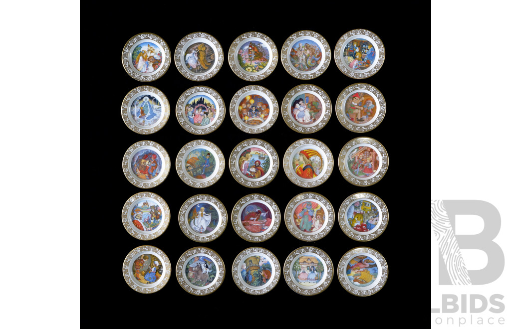 Collection 25 Franklin Porcelain Best Loved Fairy Tales Miniature Display Plates