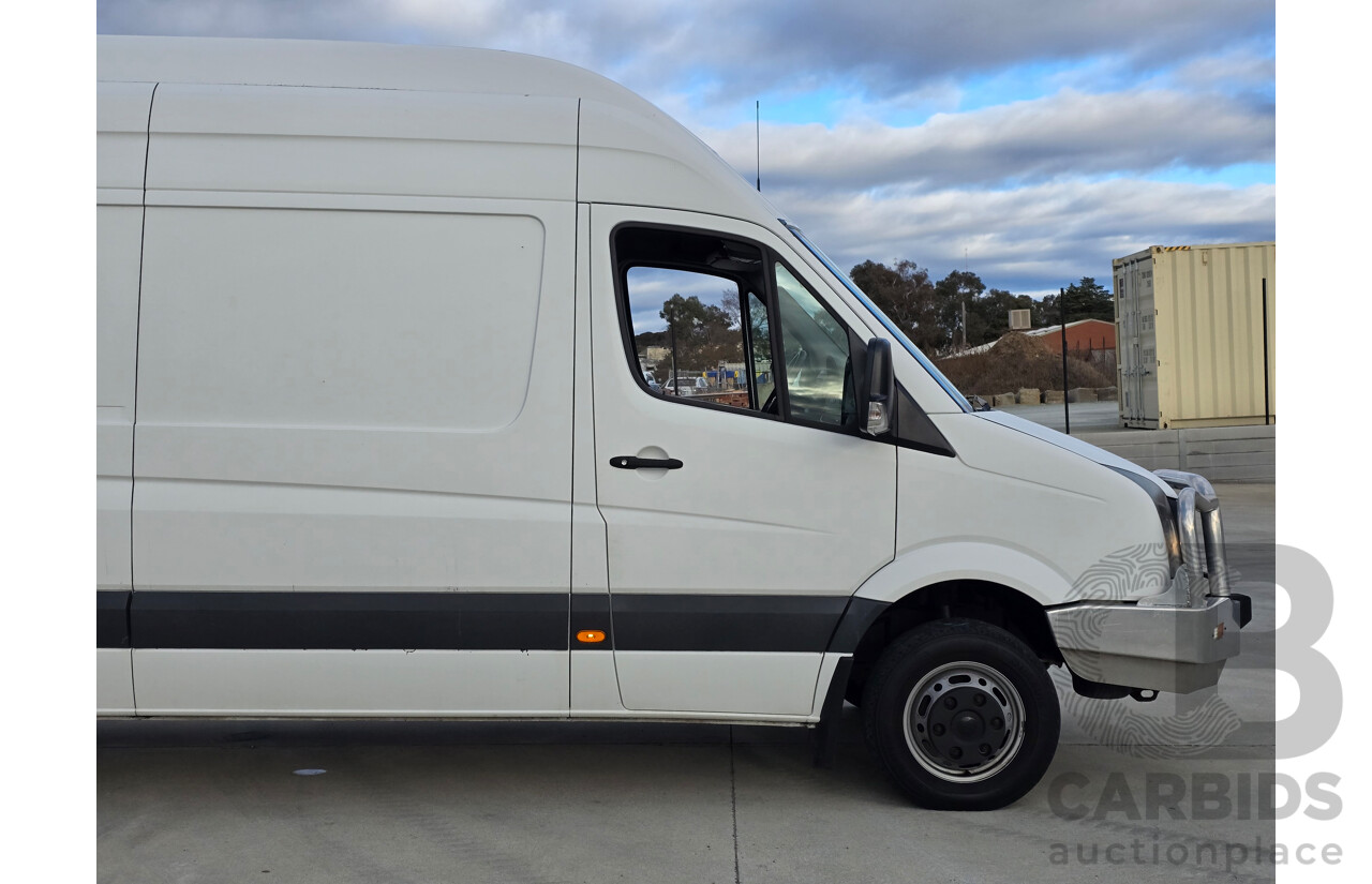 04/2014 Volkswagen Crafter LWB Hi-Roof BlueTDI MY14 2d Van White Turbo Diesel 2.0L