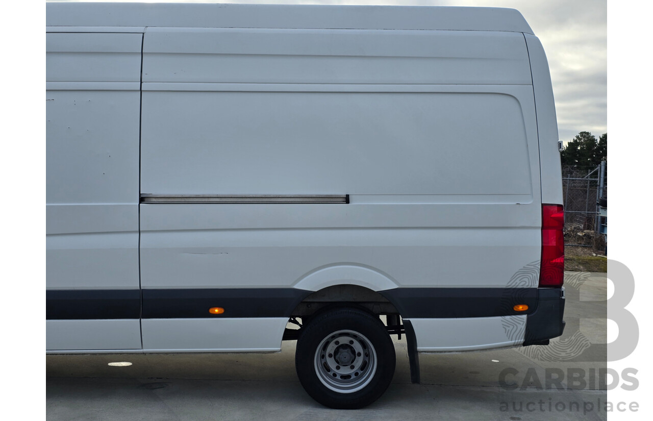 04/2014 Volkswagen Crafter LWB Hi-Roof BlueTDI MY14 2d Van White Turbo Diesel 2.0L