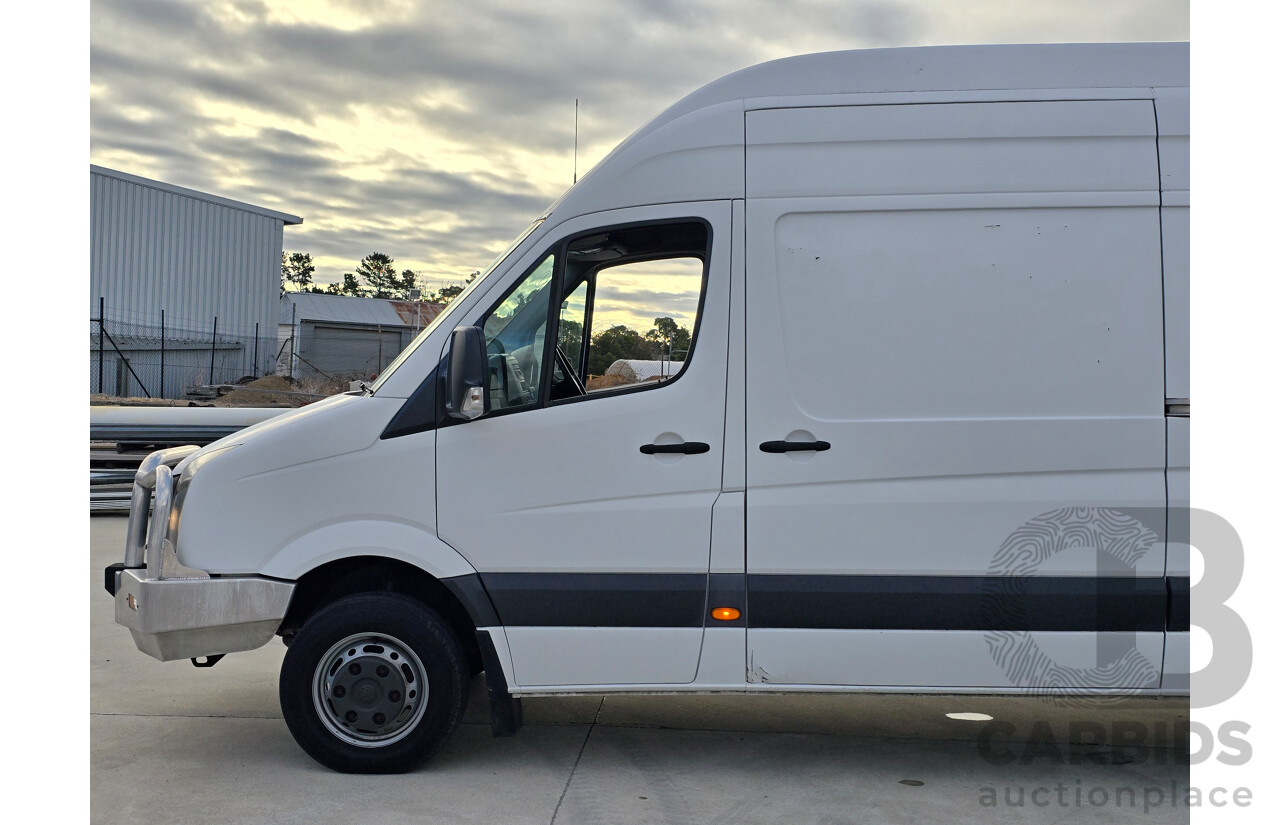 04/2014 Volkswagen Crafter LWB Hi-Roof BlueTDI MY14 2d Van White Turbo Diesel 2.0L