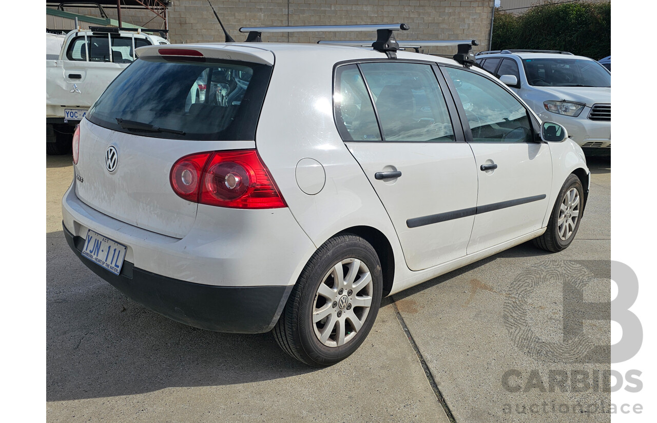 11/2007 Volkswagen Golf 1.6 Comfortline 1K 5d Hatchback White 1.6L