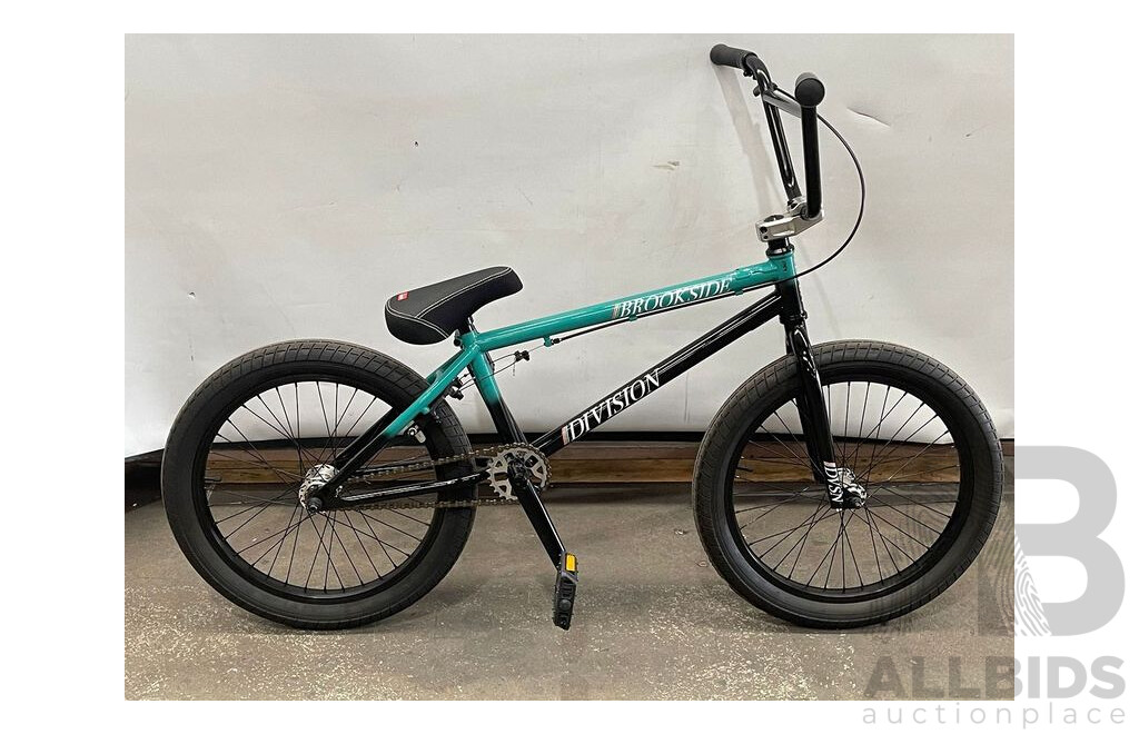 Division Brookside BMX Bike - Brand New