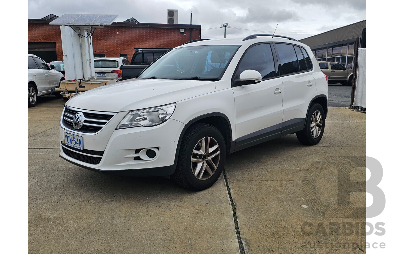 2/2011 Volkswagen Tiguan 125 TSI 5NC MY11 4d Wagon White 2.0L