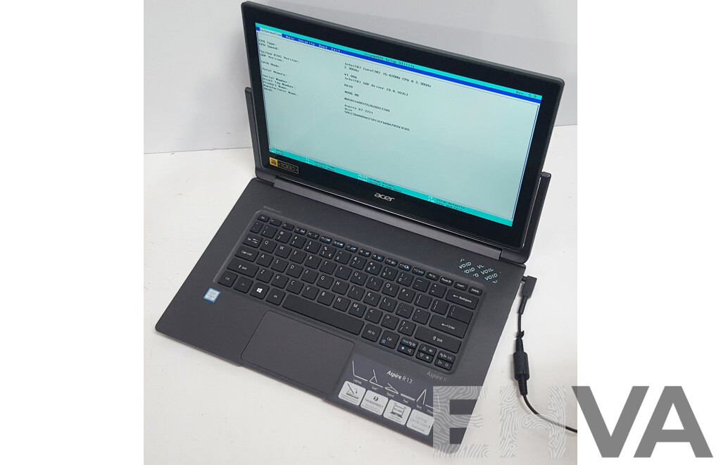 Acer (R7-372T-57CC) Aspire R 13 Intel Core i5 (6200U) 2.30GHz-2.80GHz 2-Core CPU 13-Inch Convertible Touchscreen Laptop